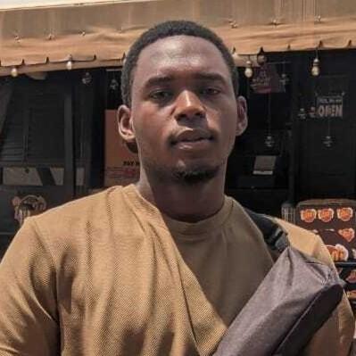 Nzei Tariq